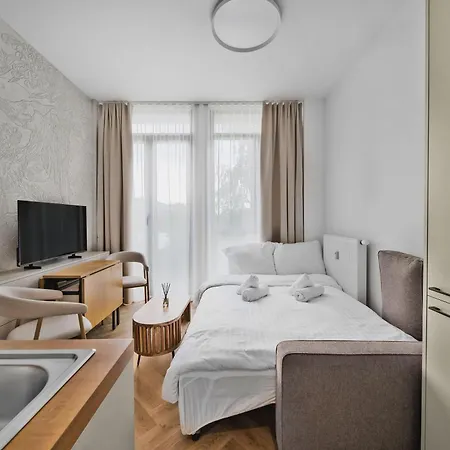 Quiet Retreat - 10 Min From Main Station Apartamento